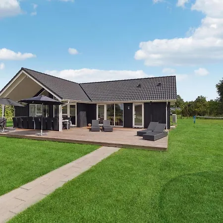 Holiday home Stunning In With Sauna *