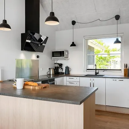 Σπίτι διακοπών Stunning In With Sauna *